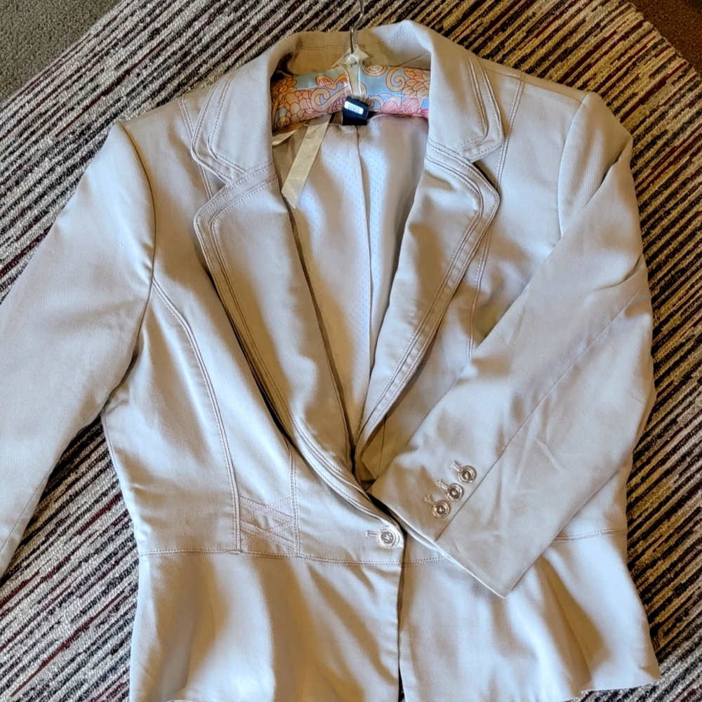 White House Black Market Tan Pant Suit, Size 14
